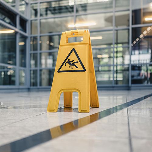 Resbalones Y Caídas